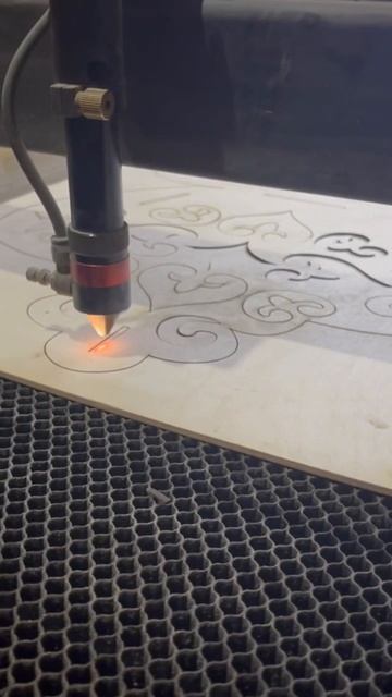 Очередная гравировка #гравировка смотреть онлайн