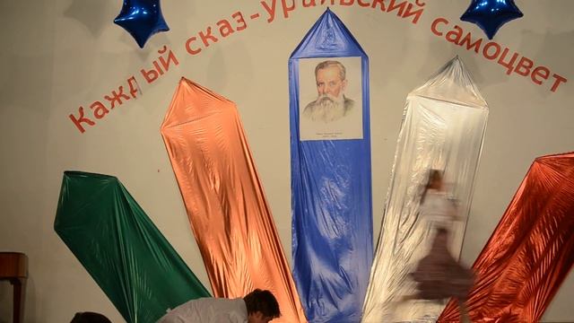 День белого халата. Лечебный факультет (ЛПФ) 2015 УГМУ смотреть онлайн