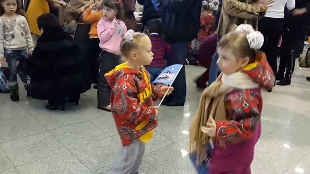 Оля - тодес - перед выступлением12.2013