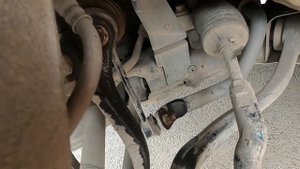 Отрыгнула стойка стабилизатора на FAW X80 | Замена стойки