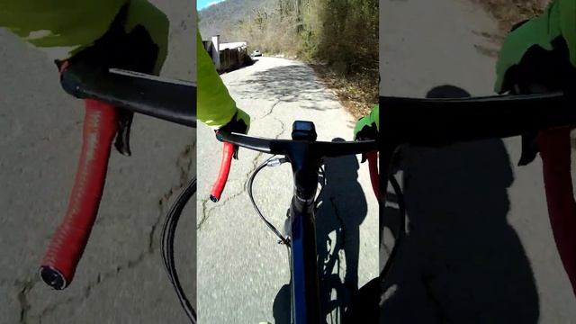 Спуск с Большого Ахуна на велосипеде. смотреть онлайн