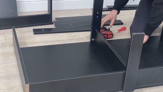 Сборка трехместного дивана Каттегат от производителя смотреть онлайн