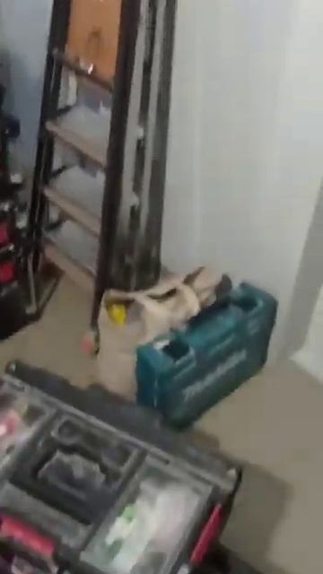 выгружаемся после окончания монтажа натяжных потолко смотреть онлайн