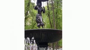 Фонтан "Девушка с зонтиком"г.Калуга