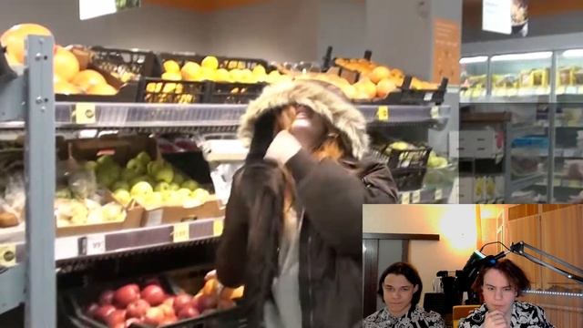 клипы (ПЕРЕЗАРЯДКА 2, Ящики, Чуть-чуть, в пряничном доми смотреть онлайн