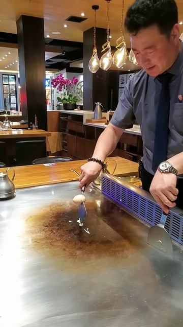 84Mc4ev2-Mo - Lifestyle Beautiful Train Teppanyaki street food,restaurant,BBQ,Pub street#Short#Short
