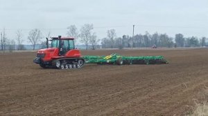 Культиватор КУМ-10.0 (Минойты) с гусеничным МТЗ-2103 в Брес