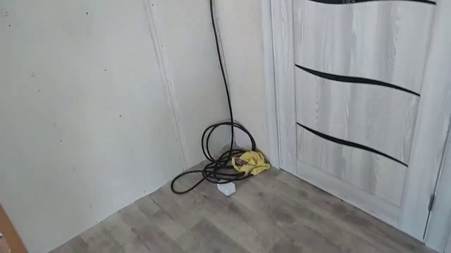 Косяки при установке дверей в частном доме