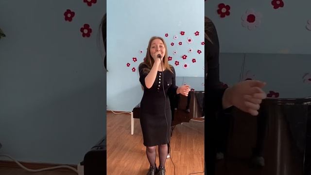 Тамила Дерягина ~ песня Динара Султан - Сен смотреть онлайн