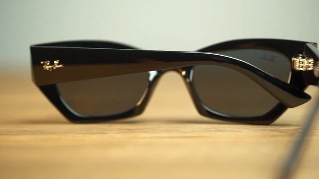 Женские новинки Ray-Ban 2025 - Обзор