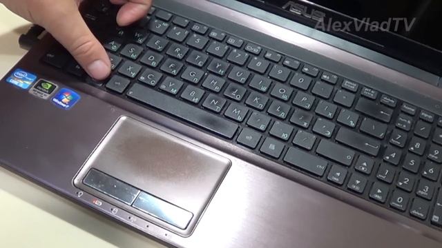 Как разобрать и почистить клавиатуру ноутбука смотреть онлайн