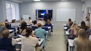 Перед летними каникулами сотрудники ГИБДД проводят встречи с родителями школьников Магадана