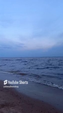 Питер Девочка и море #питер #peterburg #россия #финскийзалив #санктпетербург #море