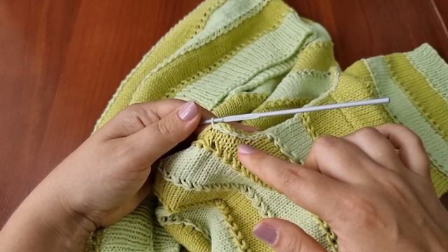 Как обвязать горловину спицами от набора до закрытия ?