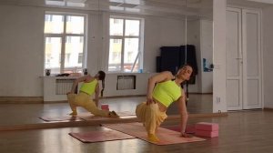 Вариации из марджариасаны для спины и тбс