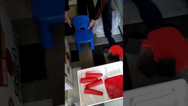 Стол LB с конструктором и 2 стульями смотреть онлайн