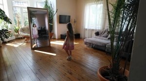 It Pennywise took Nastya to the bottom of the pool/ОНО ПЕННИВАЙЗ ЗАТЯНУЛ НАСТЮ НА ДНО БАССЕЙНА