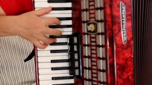 🎹  КАТЮША (Игра КРУПНЫМ ПЛАНОМ) Популярная песня для а