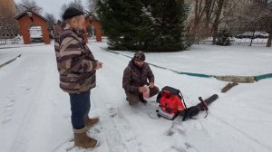 Учимся заводить ранцевую воздуходувку Интерскол ВБ 76