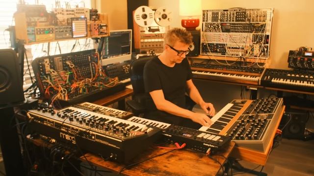Polaroid Sky - full album (Kraftwerk meets Tangerine Dream and Boards of Canada)