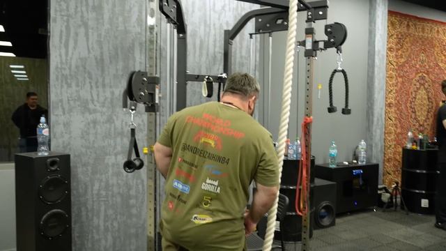 Тренировка с Акимбо! Топ упражнений для армрестлинга смотреть онлайн