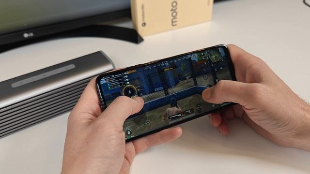 Motorola Moto G 2025 Обзор первый в мире! смотреть онлайн