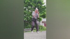 Небольшая разминка для ног: подготовка для передвижений