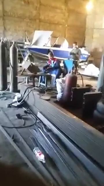 Сварка сегментов гусениц ТСН 74 смотреть онлайн