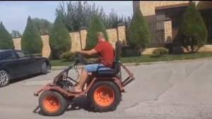 Минитрактор из мотоблока мб-90.Первый выезд