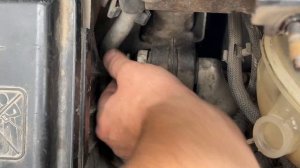 Замена верхней подушки двигателя