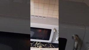 микроволновая печь Midea