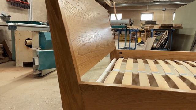 Премиальные кровати из массива ясеня и дуба. Полный об смотреть онлайн