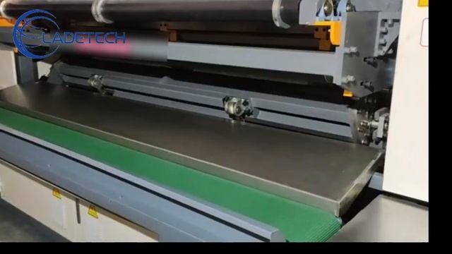 Компрессионная и рулонная упаковочная машина для мат? смотреть онлайн