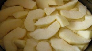 Воздушный пирог с яблоками