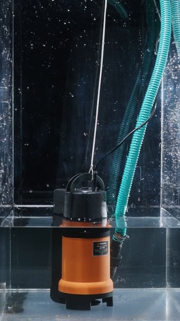 Как работает автоматический поплавок. Дренажный насо? смотреть онлайн