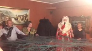 Ткём волшебный ковёр с Дедом Морозом и Снегурочкой!