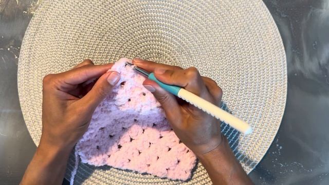 Плед из плюшевой пряжи🧶