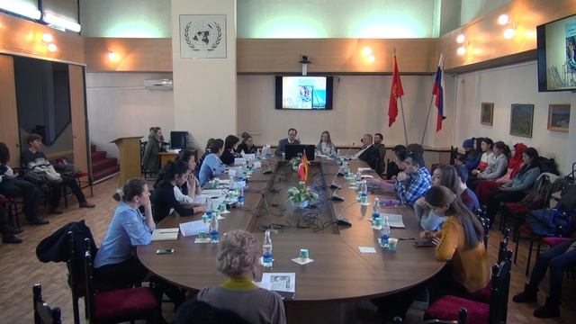 Круглый стол "Страны Ближнего Востока в европейской х? смотреть онлайн