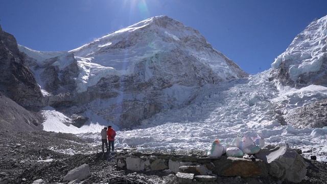 🚁🏔Беспилотники помогают шерпам на Эвересте