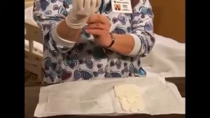 Надевание перчаток