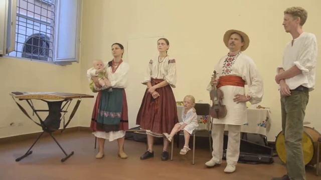 Мілан Milano Сіре утя