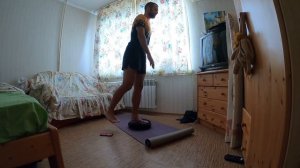 Упражнения на балансировочной подушке