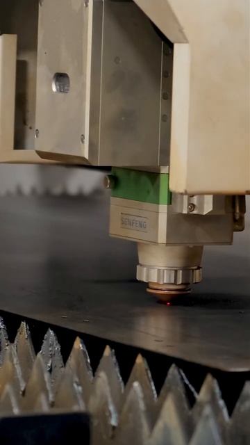 Лазерная резка листового металла #2 — Фрезер НК смотреть онлайн