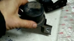 Замена правой опоры двигателя Geely CK 🇺🇦