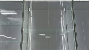 Стеклянные витрины для кубков и наград с подсветкой