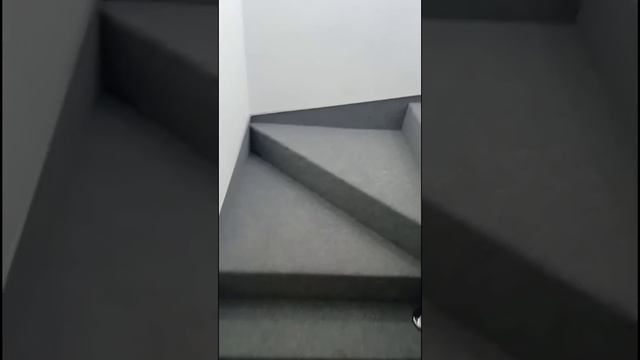 ОБШИВКА ЛЕСТНИЦЫ КОВРОЛИНОМ смотреть онлайн