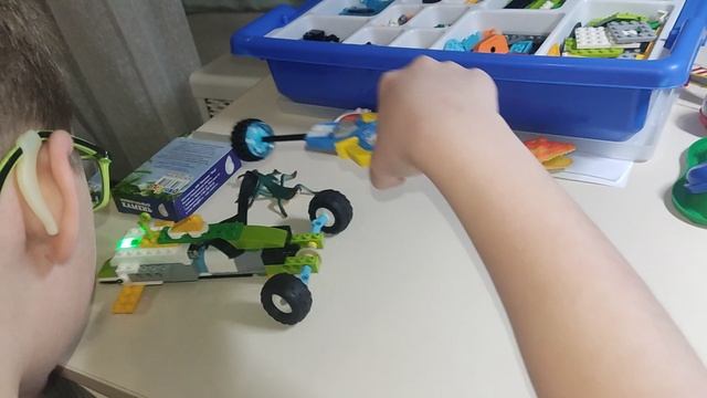 дельфин смотреть онлайн