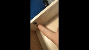 Как вытащить ящик НЕ с телескопическими направляющим?