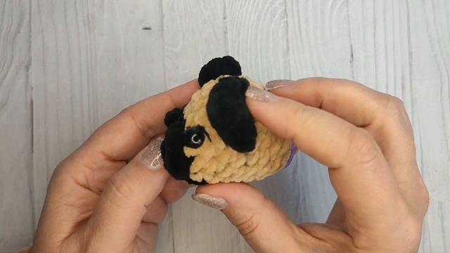 Мопс вязаный крючком за 30 минут, щенок цельновязаный к смотреть онлайн