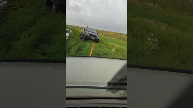 Вытаскиваю Mitsubishi Padjero sport смотреть онлайн